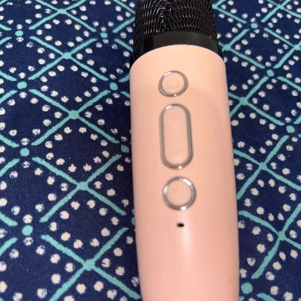 Wireless Pink Microphone with USB Cable